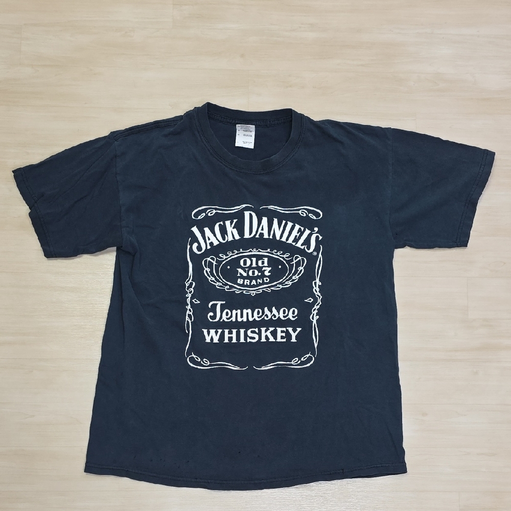 Vintage Jack Daniels Whiskey Shirt Size Large Gildan Distressed